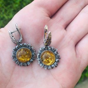 Amber earrings (AA2)